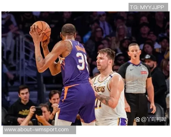 保罗重回休斯敦传闻升温但火箭与快船尚未展开实质性谈判